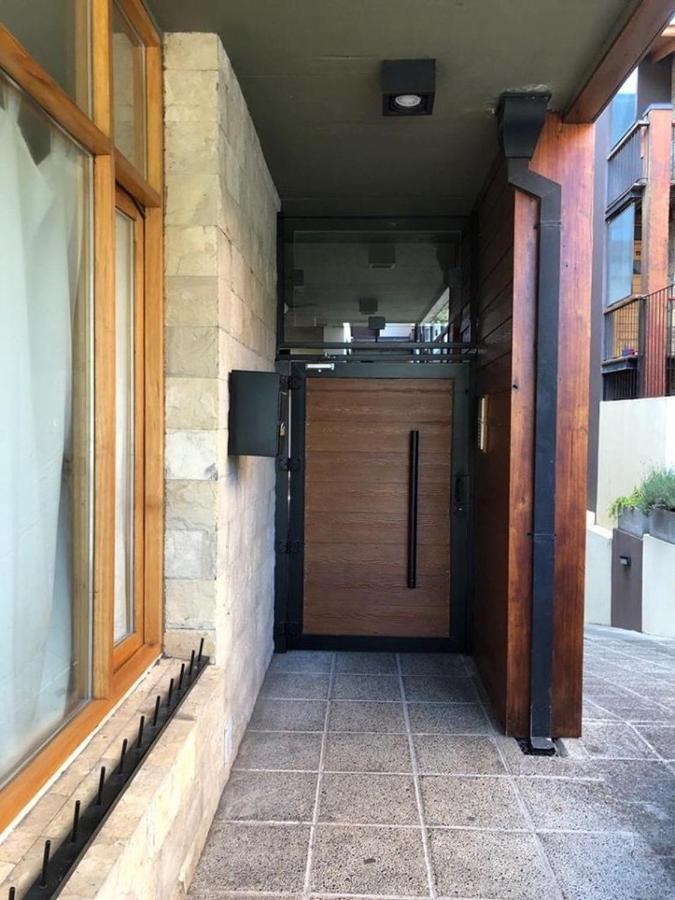 Moderno Departamento Centrico En San Martin De Los Andes - Habitatsma Bagian luar foto